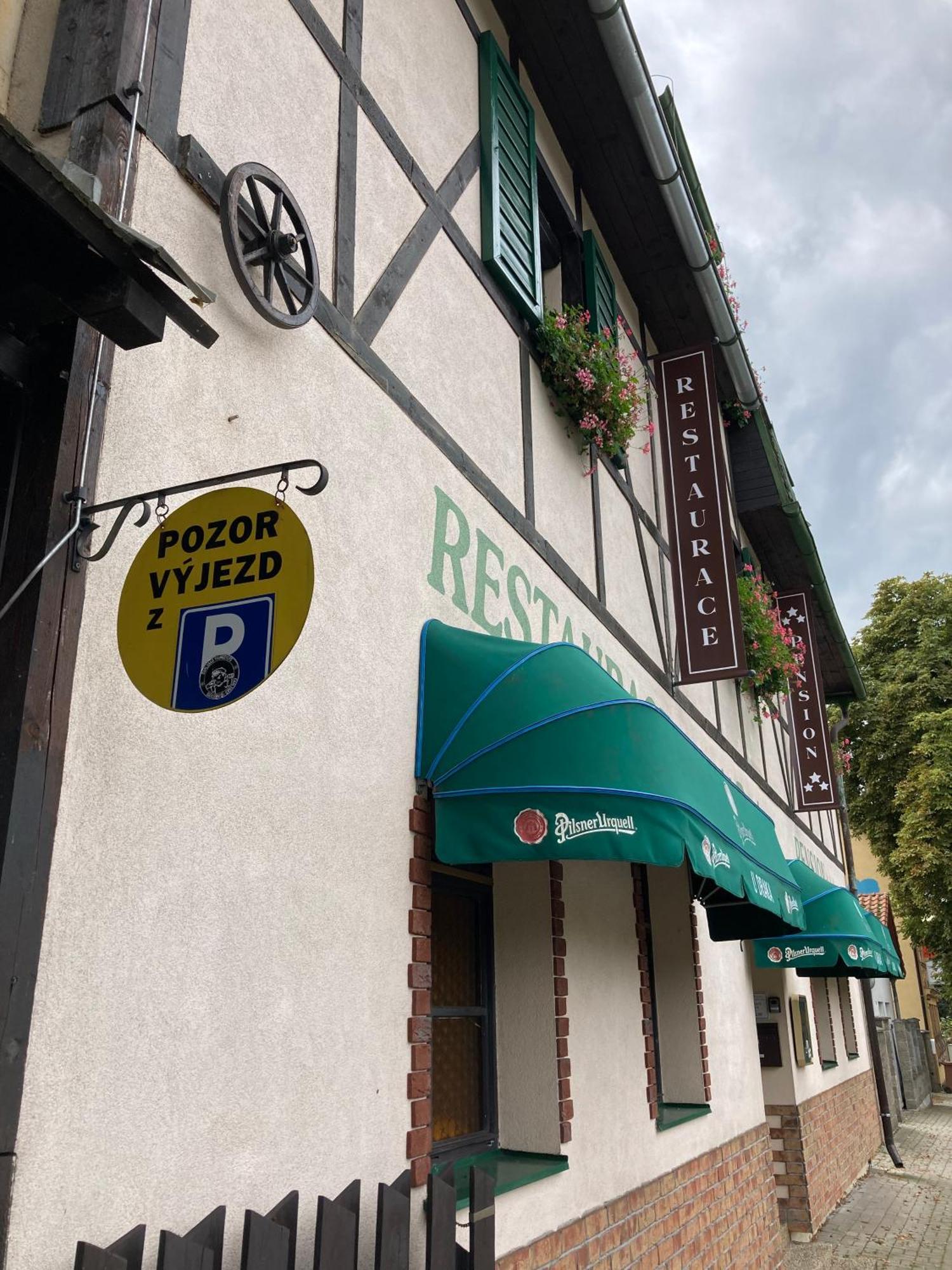 Pension U Draka Karlsbad Buitenkant foto